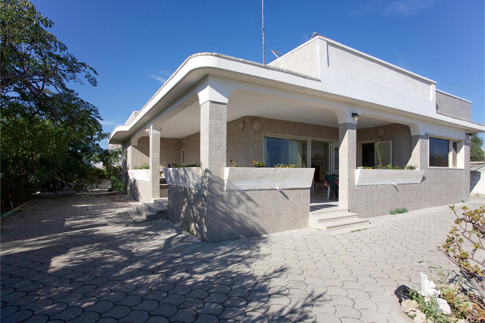 Villa Dei Fanti On The Sandy Beach - Happy Rentals Λέτσε Εξωτερικό φωτογραφία